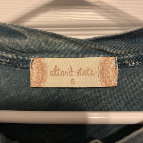 Altered State Distressed Top - Picture 3 of 5